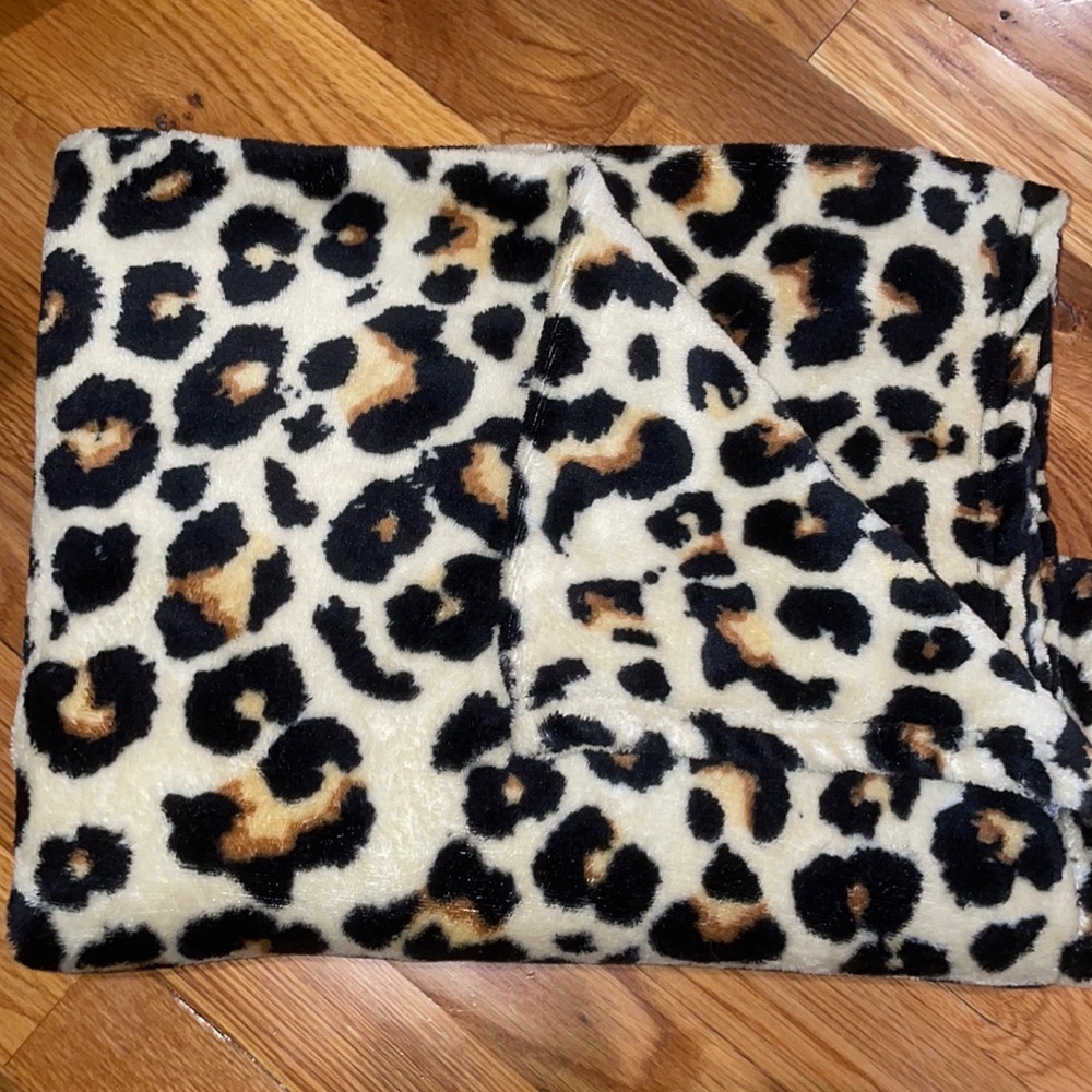Cheetah Throw Blanket